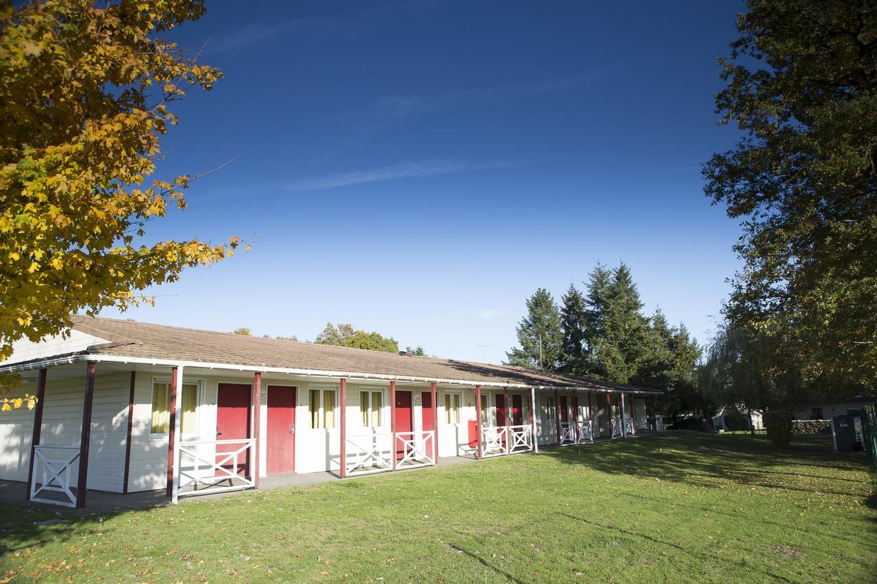 Mape Hotel Dampierre-en-Burly Kültér fotó
