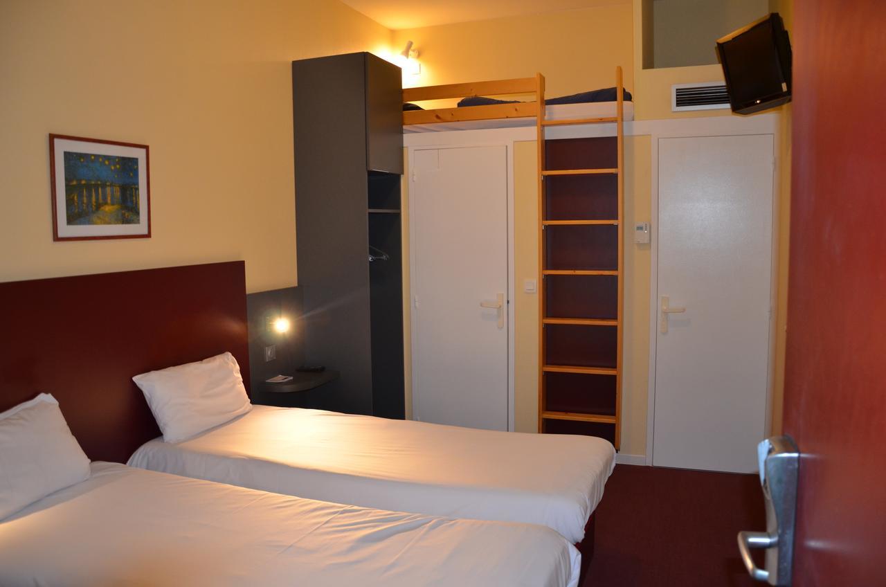 Mape Hotel Dampierre-en-Burly Kültér fotó